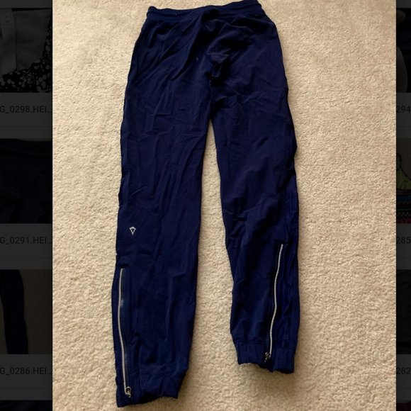Ivivva Joggers Navy Blue - Picture 1 of 5